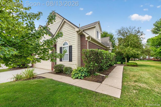 156 Morgan Drive 18, Canton Charter Township, MI 48188