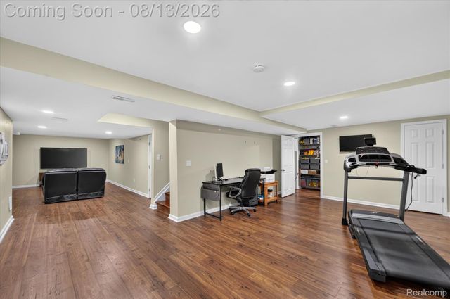 156 Morgan Drive 18, Canton Charter Township, MI 48188