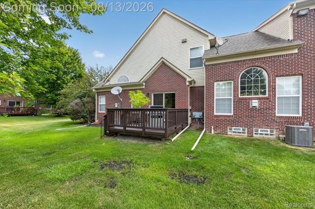 156 Morgan Drive 18, Canton Charter Township, MI 48188