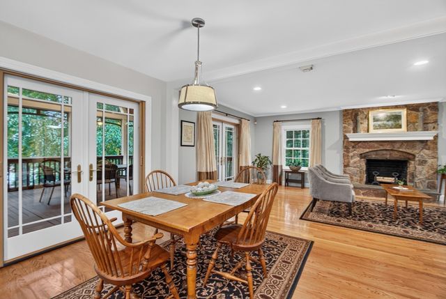 124 Williams Rd, Concord, MA 01742