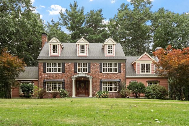 124 Williams Rd, Concord, MA 01742