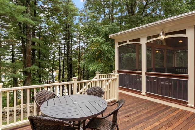 124 Williams Rd, Concord, MA 01742