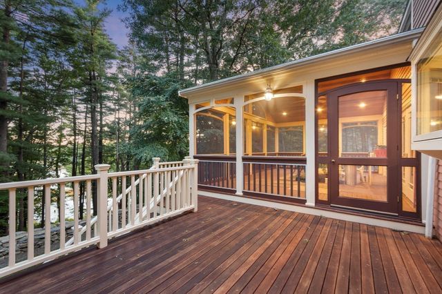 124 Williams Rd, Concord, MA 01742