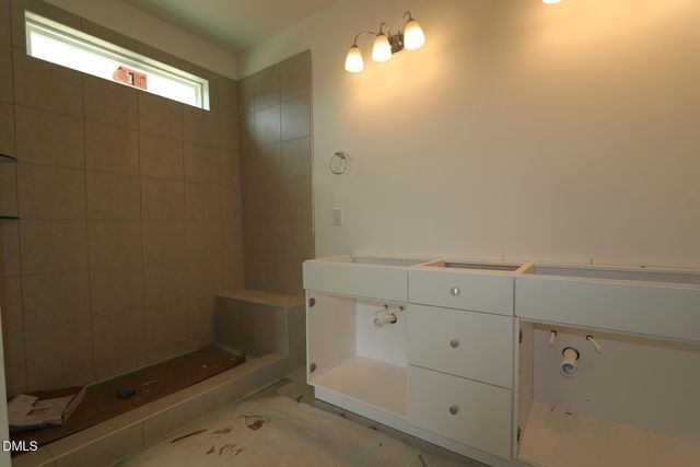 612 Providence Crk Drive, Fuquay Varina, NC 27526