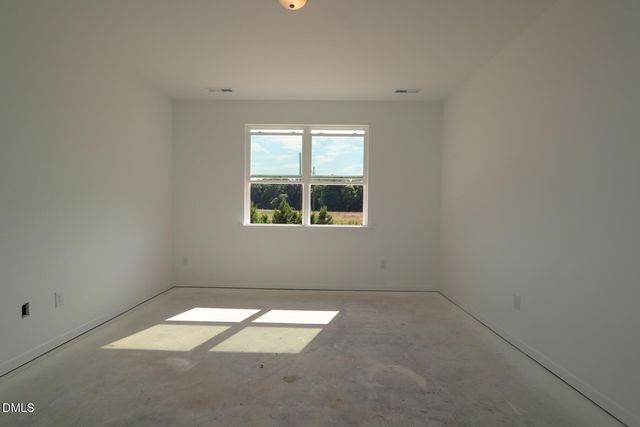 612 Providence Crk Drive, Fuquay Varina, NC 27526