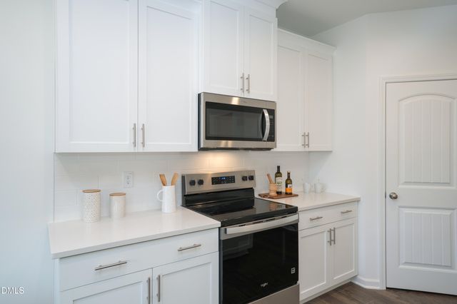 612 Providence Crk Drive, Fuquay Varina, NC 27526