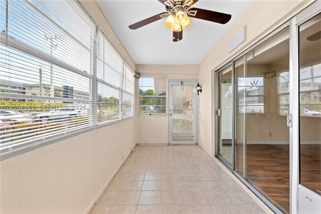 960 Crystal Lake Dr 112, Deerfield Beach, FL 33064