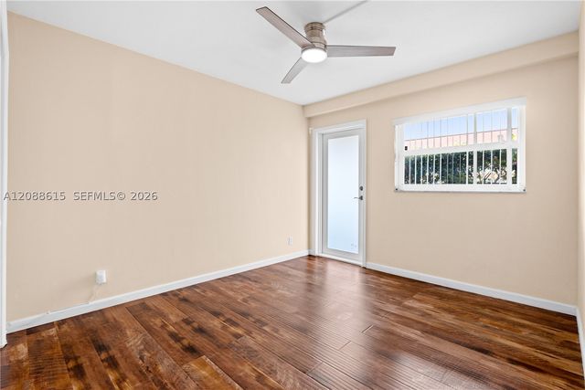 960 Crystal Lake Dr 112, Deerfield Beach, FL 33064