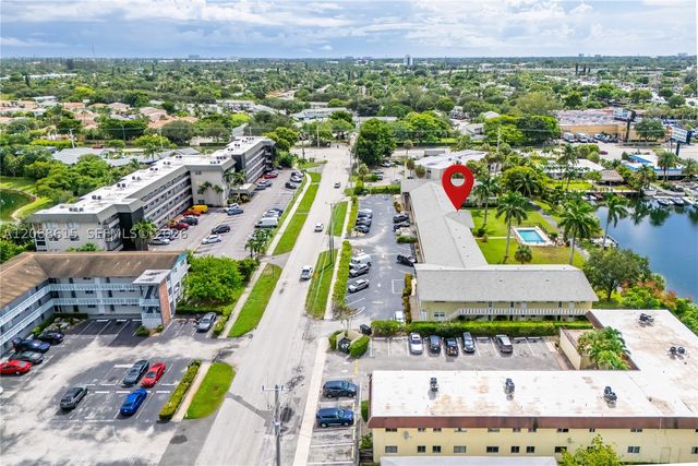 960 Crystal Lake Dr 112, Deerfield Beach, FL 33064