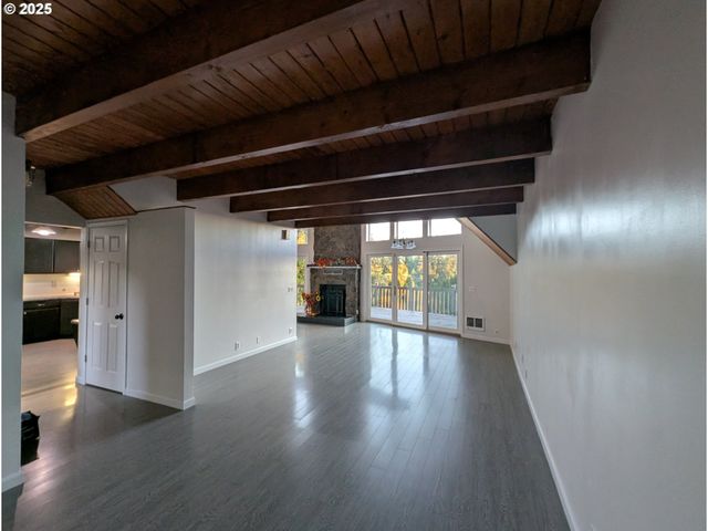 1306 MT BRYNION St, Kelso, WA 98626