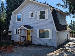 1306 MT BRYNION St, Kelso, WA 98626