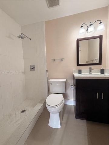 15337 SW 62nd Ter B, Miami, FL 33193