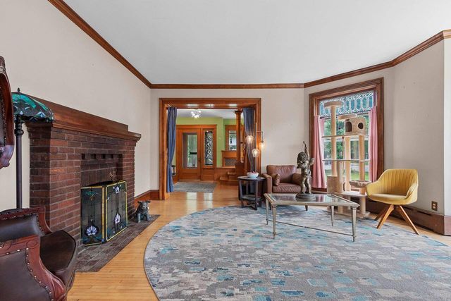 515 N BROADWAY STREET, De Pere, WI 54115