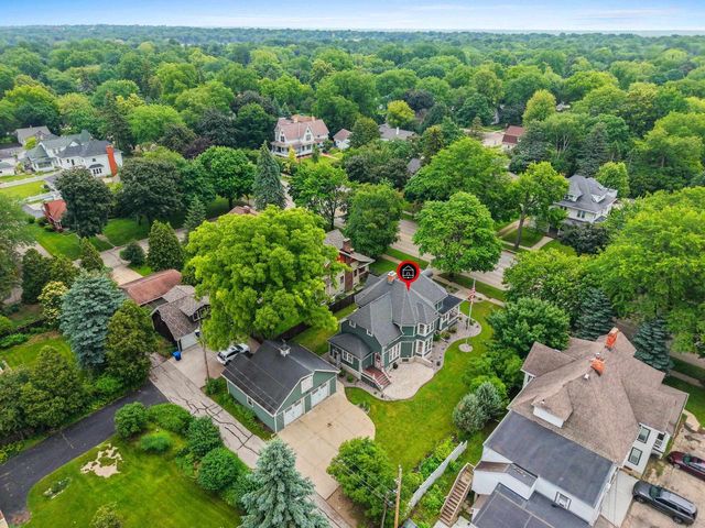 515 N BROADWAY STREET, De Pere, WI 54115