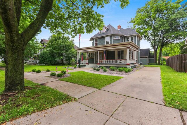 515 N BROADWAY STREET, De Pere, WI 54115