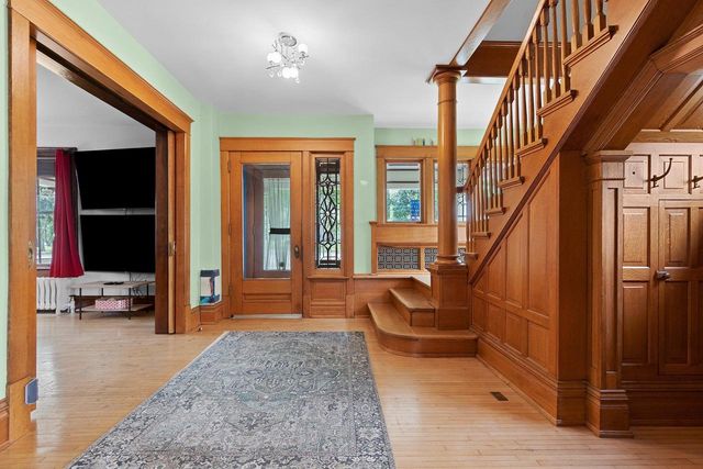 515 N BROADWAY STREET, De Pere, WI 54115