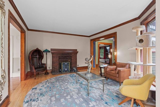 515 N BROADWAY STREET, De Pere, WI 54115