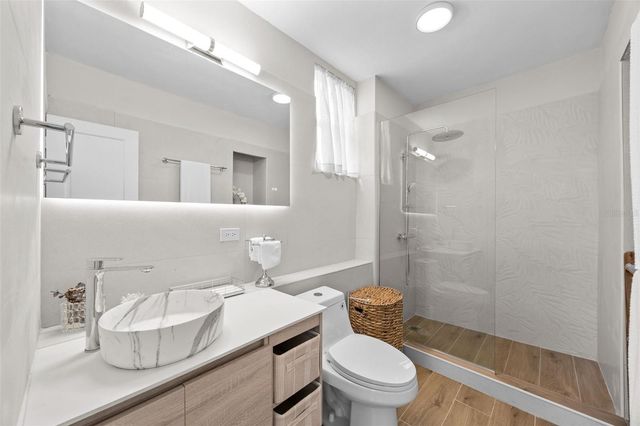 16 CARRION COURT 43, San Juan, Puerto Rico, PR 00907