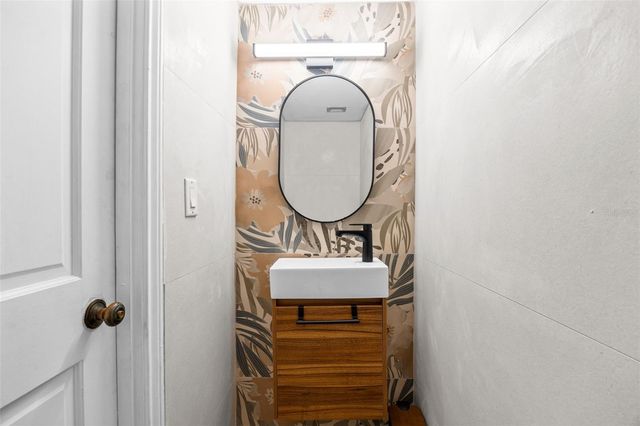 16 CARRION COURT 43, San Juan, Puerto Rico, PR 00907
