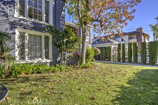 324 N Adams, Glendale, CA 91206