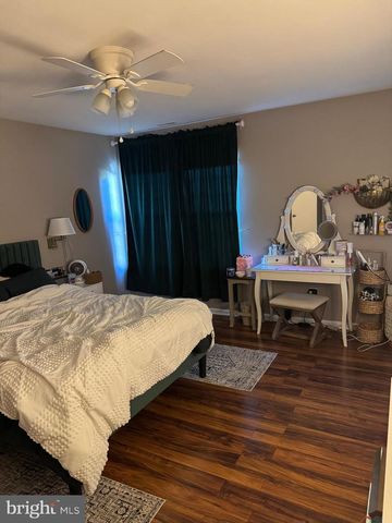 27 HARROGATE CT, Sewell, NJ 08080