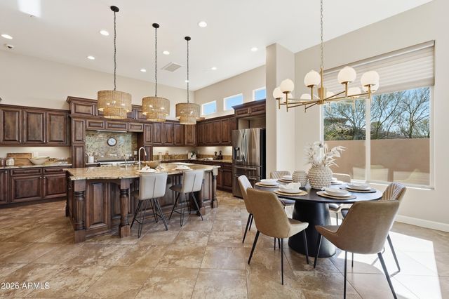 8584 E TUMBLEWEED Drive, Scottsdale, AZ 85266
