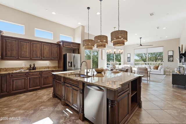 8584 E TUMBLEWEED Drive, Scottsdale, AZ 85266