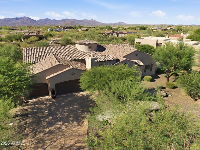 8584 E TUMBLEWEED Drive, Scottsdale, AZ 85266