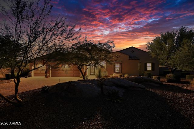 8584 E TUMBLEWEED Drive, Scottsdale, AZ 85266