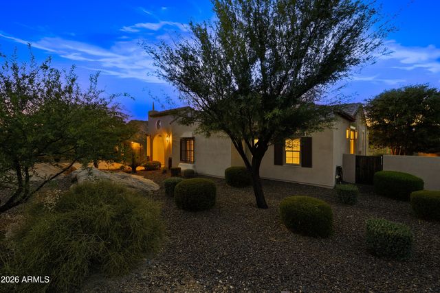 8584 E TUMBLEWEED Drive, Scottsdale, AZ 85266