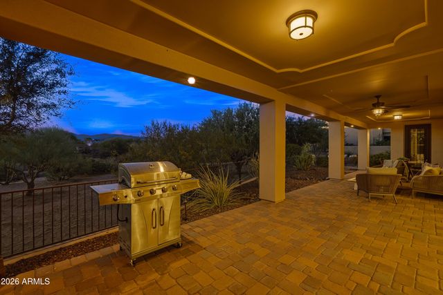 8584 E TUMBLEWEED Drive, Scottsdale, AZ 85266