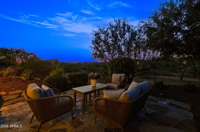 8584 E TUMBLEWEED Drive, Scottsdale, AZ 85266