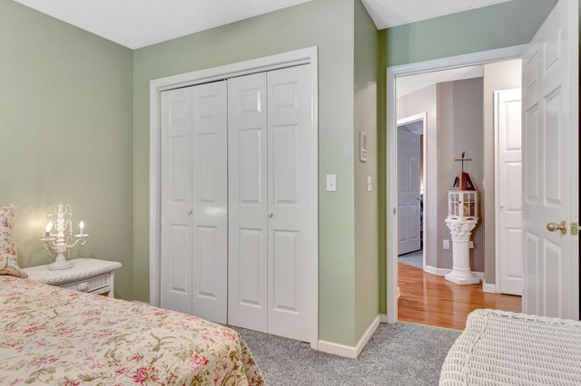 834 Lake Haven Dr, Tullahoma, TN 37388