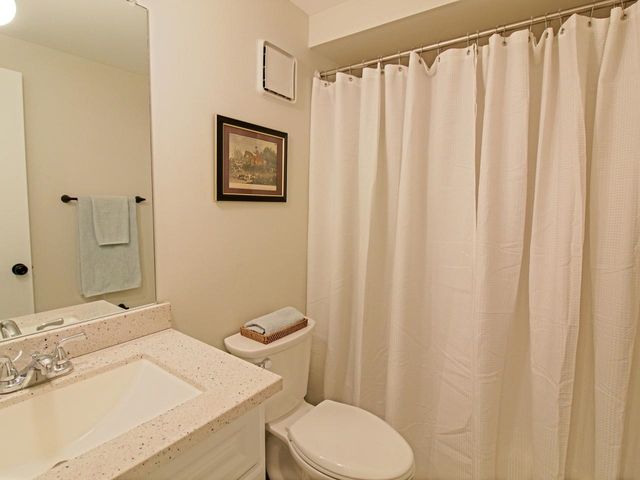 29 Abbey Road, Williston, VT 05495