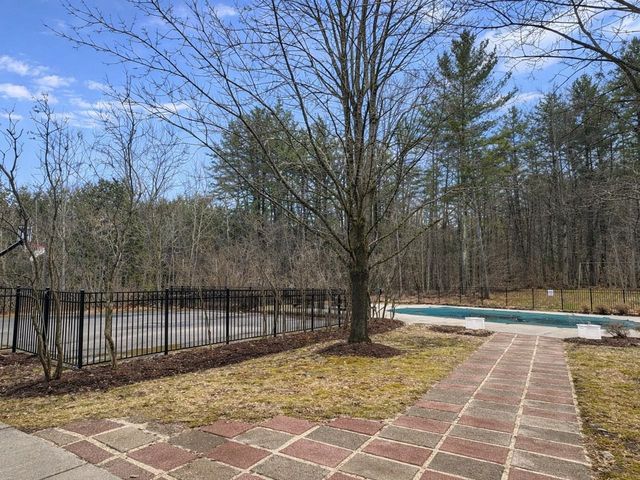 29 Abbey Road, Williston, VT 05495
