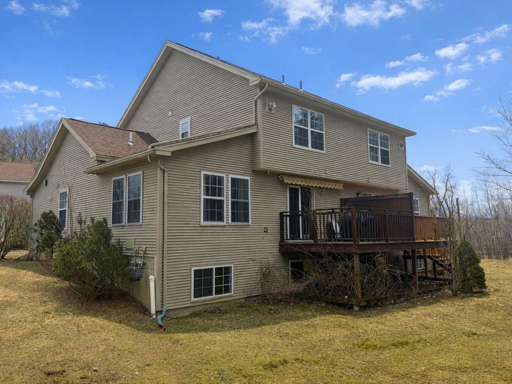 29 Abbey Road, Williston, VT 05495