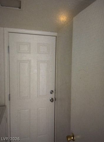 4760 Woodridge Road, Las Vegas, NV 89121