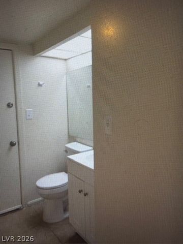 4760 Woodridge Road, Las Vegas, NV 89121