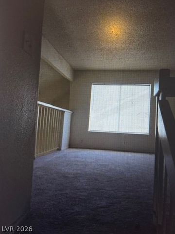 4760 Woodridge Road, Las Vegas, NV 89121