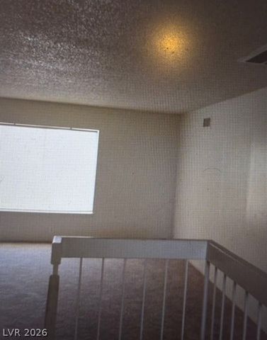4760 Woodridge Road, Las Vegas, NV 89121