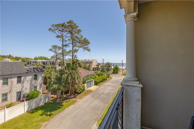 1015 Beachview Drive 205, St Simons Island, GA 31522
