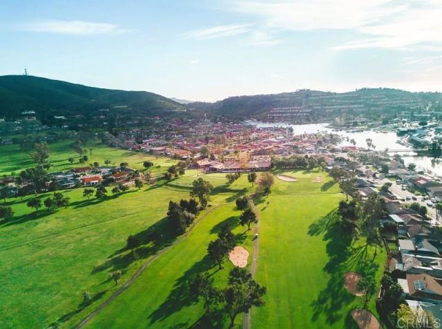 910 La Fiesta Lane, San Marcos, CA 92078