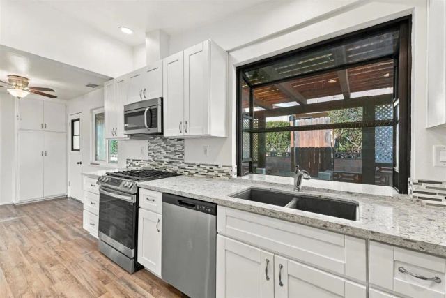 910 La Fiesta Lane, San Marcos, CA 92078