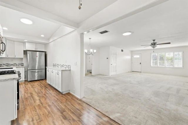 910 La Fiesta Lane, San Marcos, CA 92078