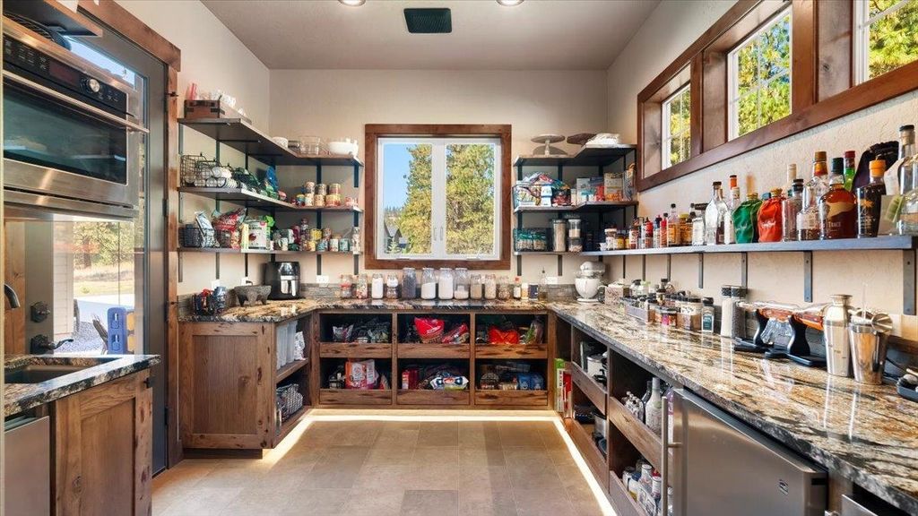 13606 N Riverbluff Ln, Spokane, WA 99208 photo 15