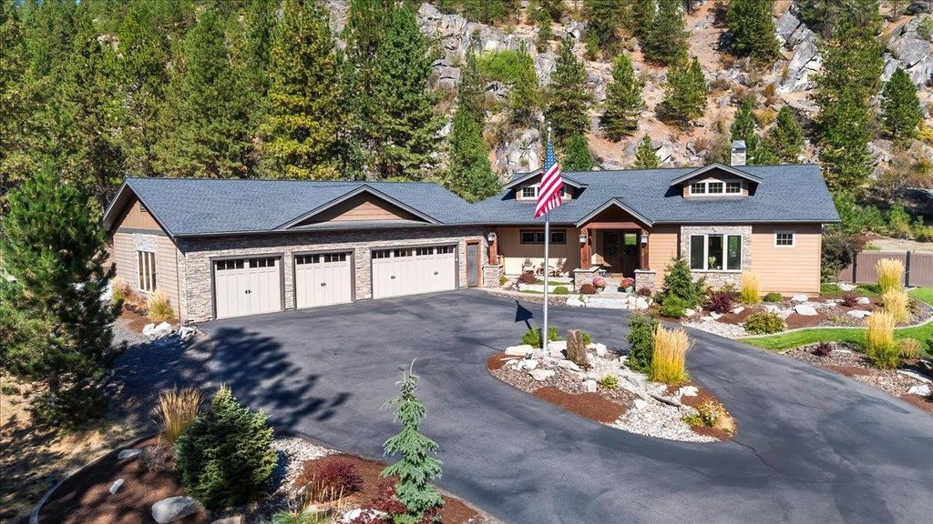 13606 N Riverbluff Ln, Spokane, WA 99208 photo 5