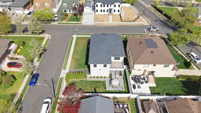 295 Dorchester Road, Garden City, NY 11530
