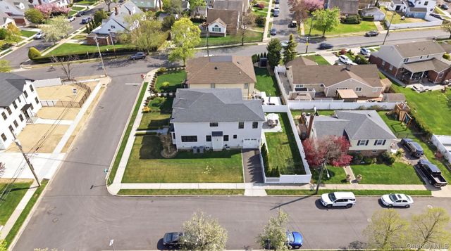 295 Dorchester Road, Garden City, NY 11530