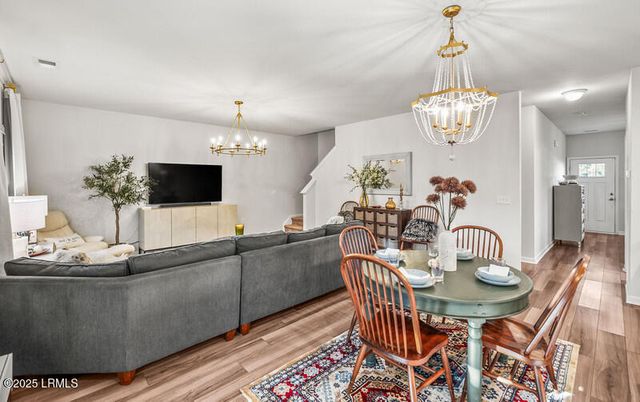 107 Chestnut Street, Port Royal, SC 29935