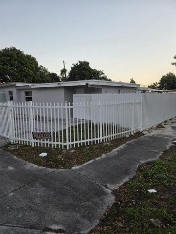 8355 NW 21st Ave, Miami, FL 33147